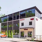 Yes Hotel