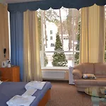 Hotel Yes
